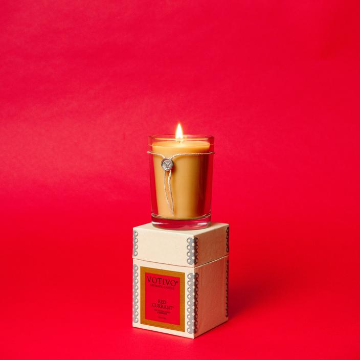 Votivo Aromatic Candle: Red Currant