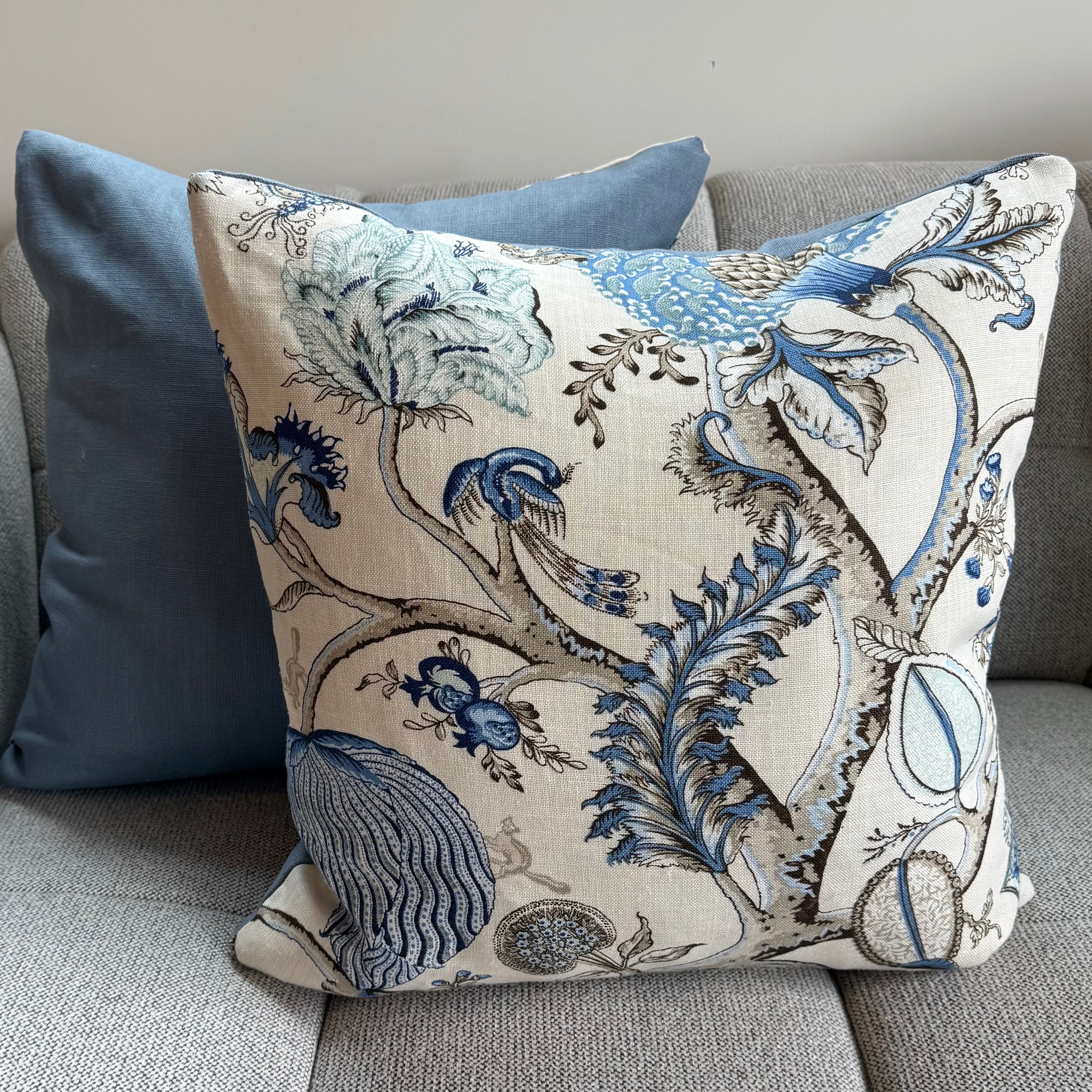 Scalamadre Pillows
