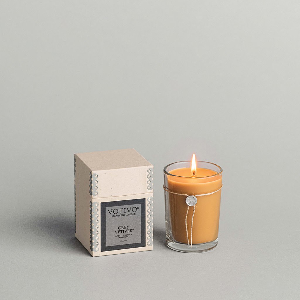 Votivo Aromatic Candle: Grey Vetiver